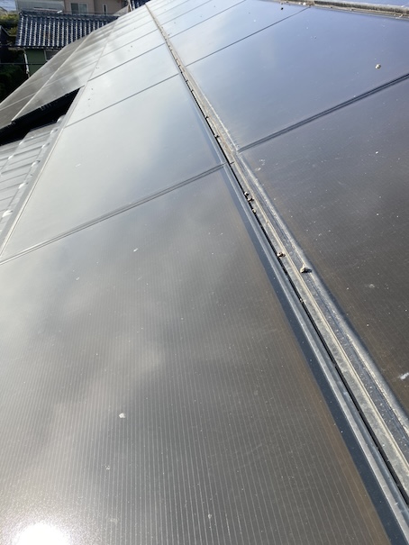 豊橋市　太陽光パネル　鳥の巣　被害　防鳥ネット　ソーラーフロンティア