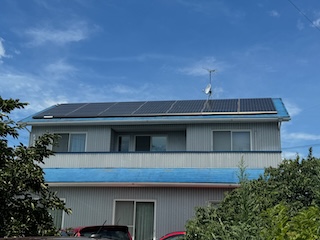 岡崎市　太陽光パネル設置の化粧スレート屋根、パネルの脱着を伴うカバー工事をご提案