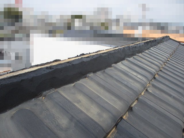 豊橋市　平板瓦　しっくい　詰め直し　棟瓦　モルロック
