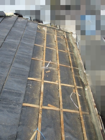 ルーフィング　劣化　雨漏り　ビクトリー