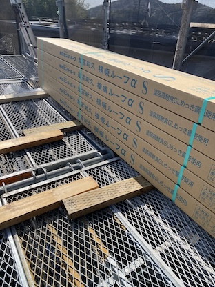 ニチハ　横暖ルーフ　梱包