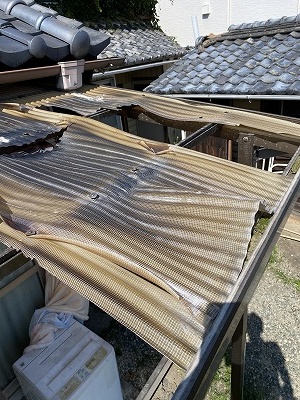 豊橋市　庇屋根　ポリカーボネート　波板　