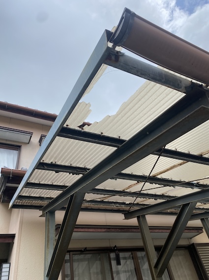 ポリカ波板　雹　被害　穴あき　カーポート