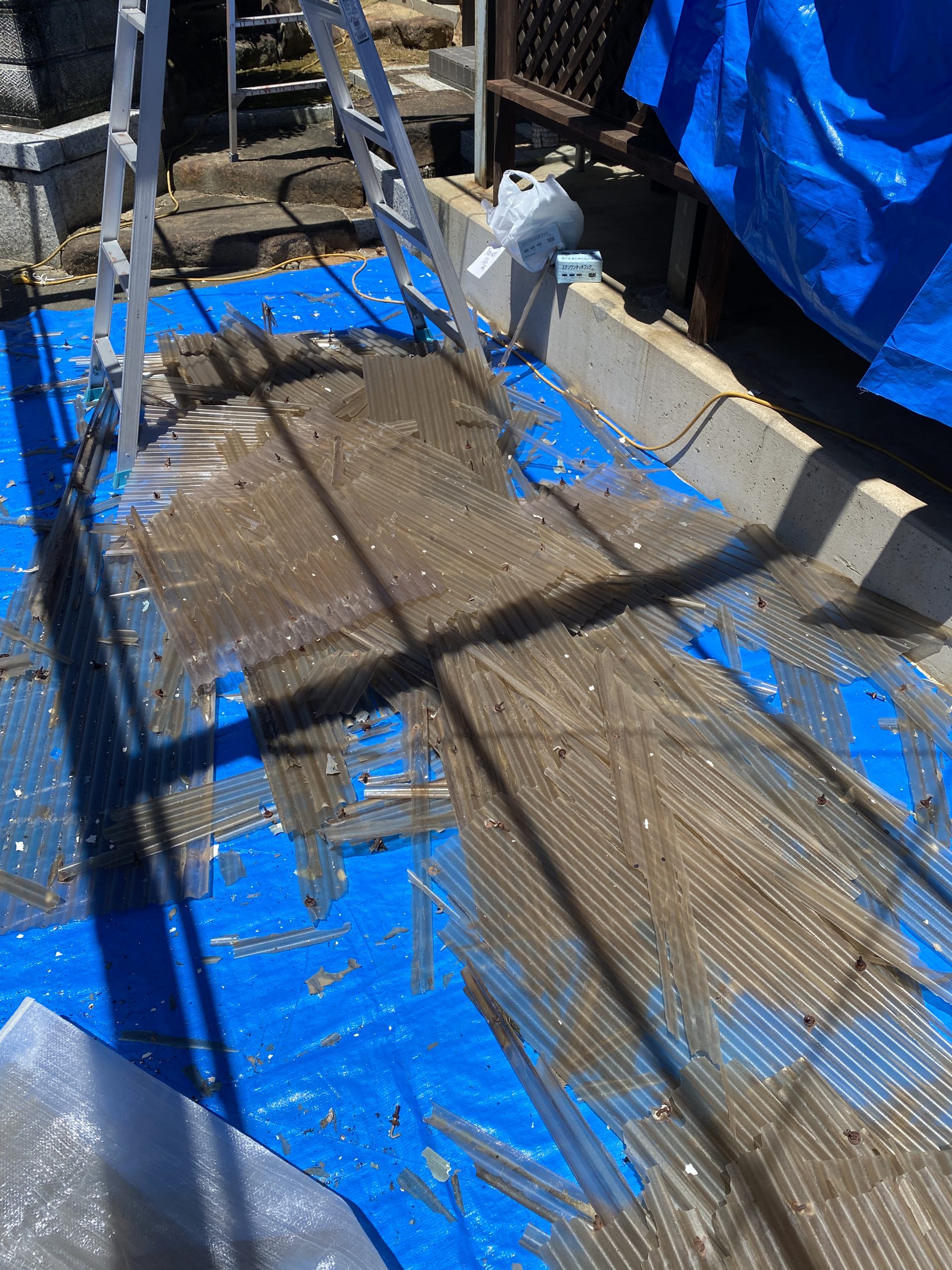 カーポート　波板　修理　張り替え　蒲郡市　撤去