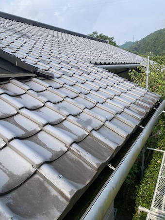 瓦屋根　雨漏り