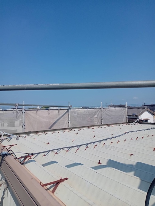 ダンネスト　SG化学　錆止め　関西ペイント　ザウルスEXⅡ　断熱塗料　高性能　豊橋市　屋根　外壁　塗装