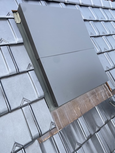 天窓　トップライト　屋根　天井　窓　塞ぐ