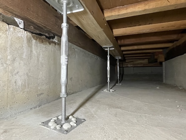 豊橋市　床鳴り　修繕　ブカブカ　土台