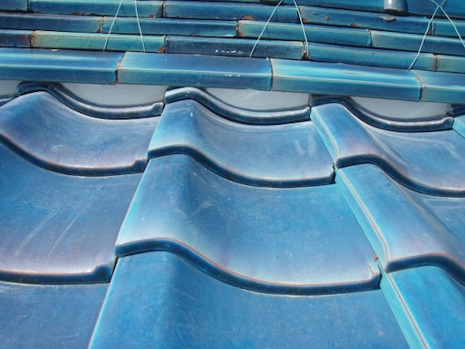 瓦　屋根　漆喰　詰め直し　白